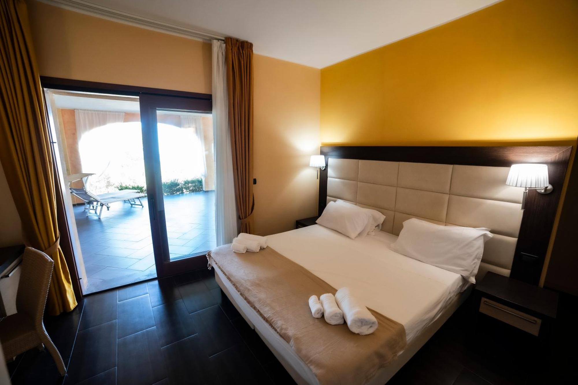 Unico Cannamele Escape Tropea By Life Resorts Parghelia Exterior foto