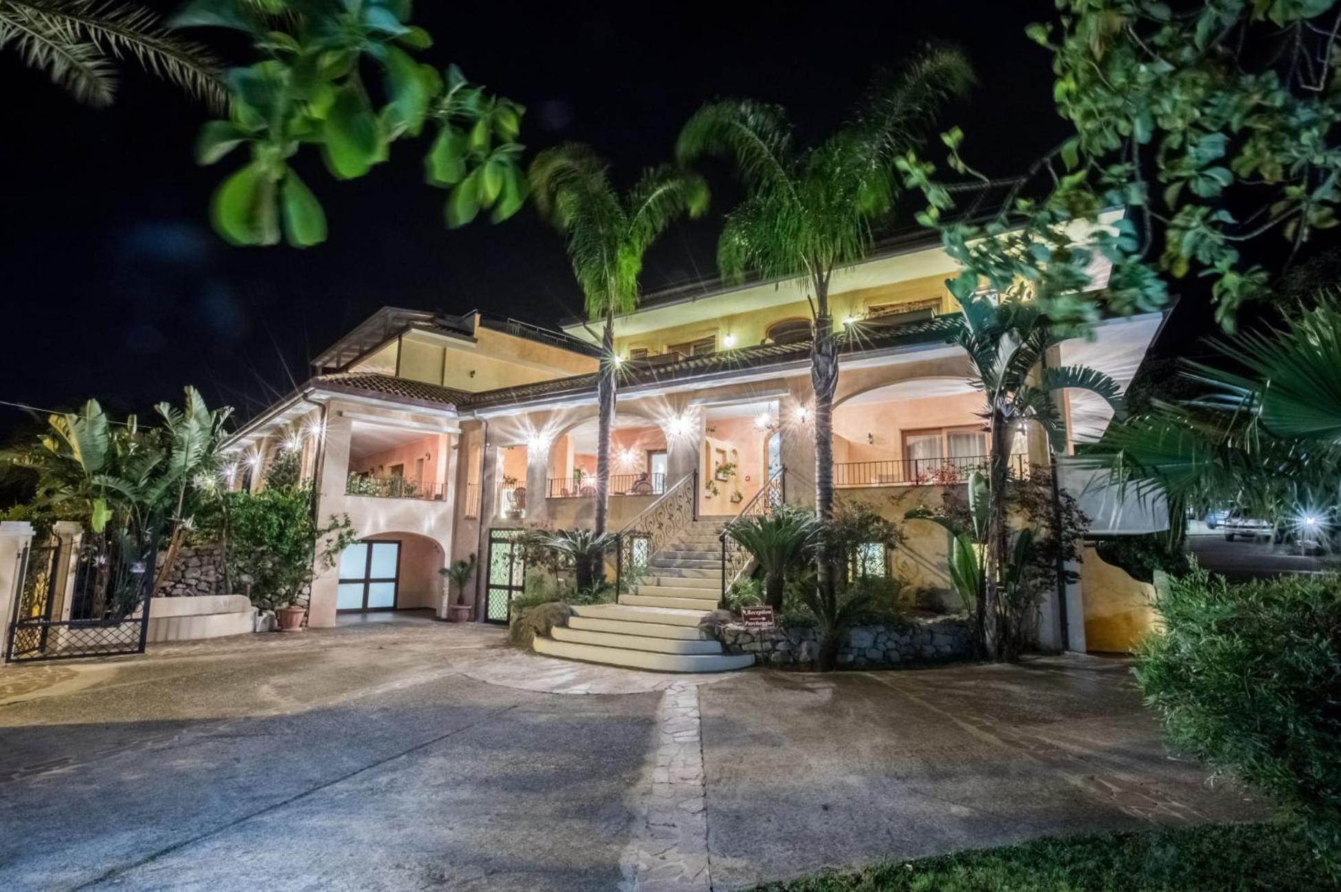 Unico Cannamele Escape Tropea By Life Resorts Parghelia Exterior foto