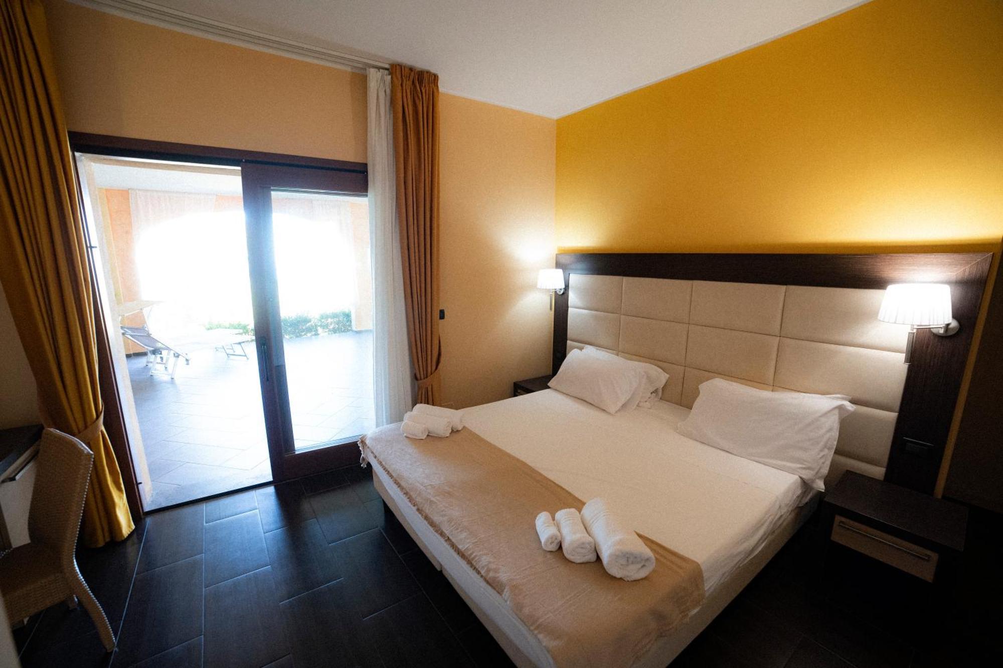 Unico Cannamele Escape Tropea By Life Resorts Parghelia Exterior foto